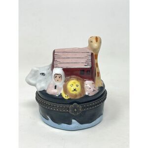 Noah's Ark on Ocean Waves Trinket Box Keepsake Hinged Lid Ceramic Lion Giraffe